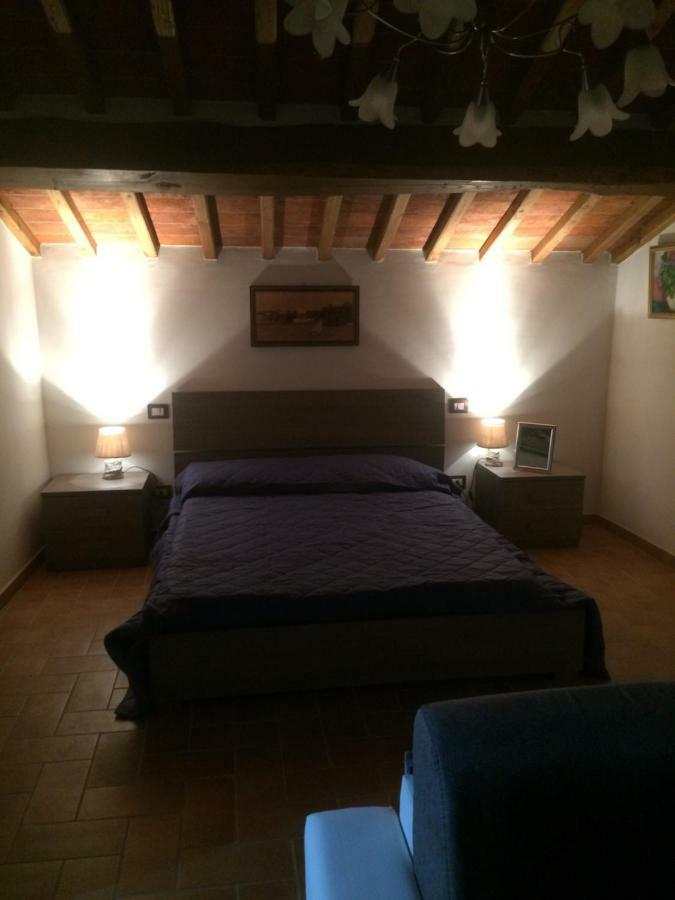Mansarda Degli Ulivi Apartment Rigomagno Luaran gambar
