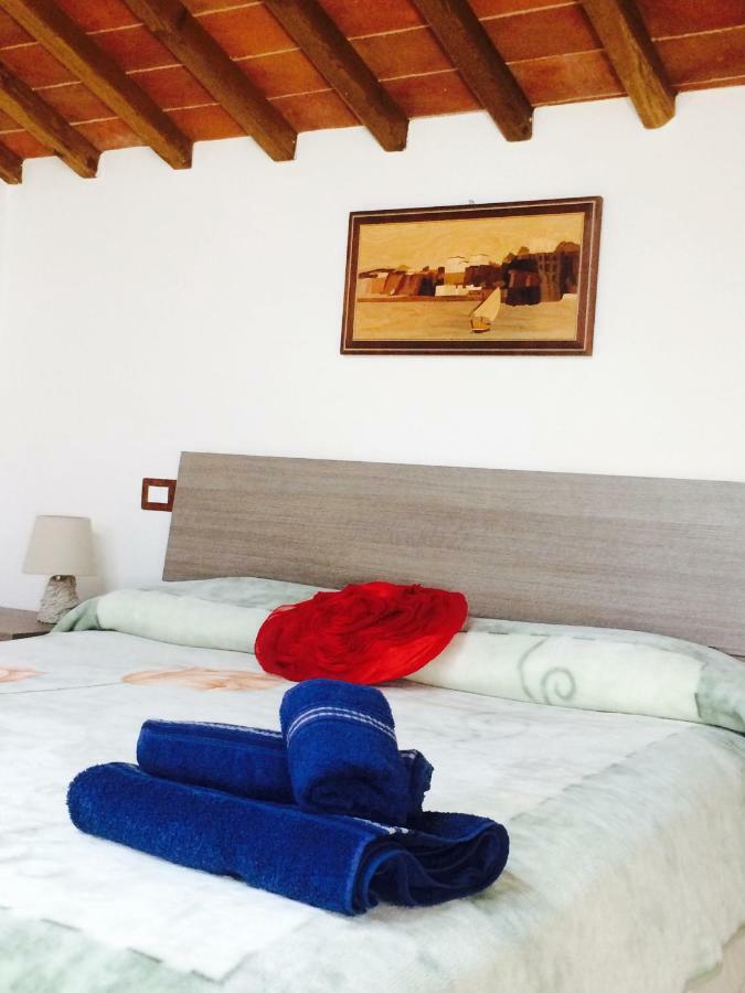 Mansarda Degli Ulivi Apartment Rigomagno Luaran gambar