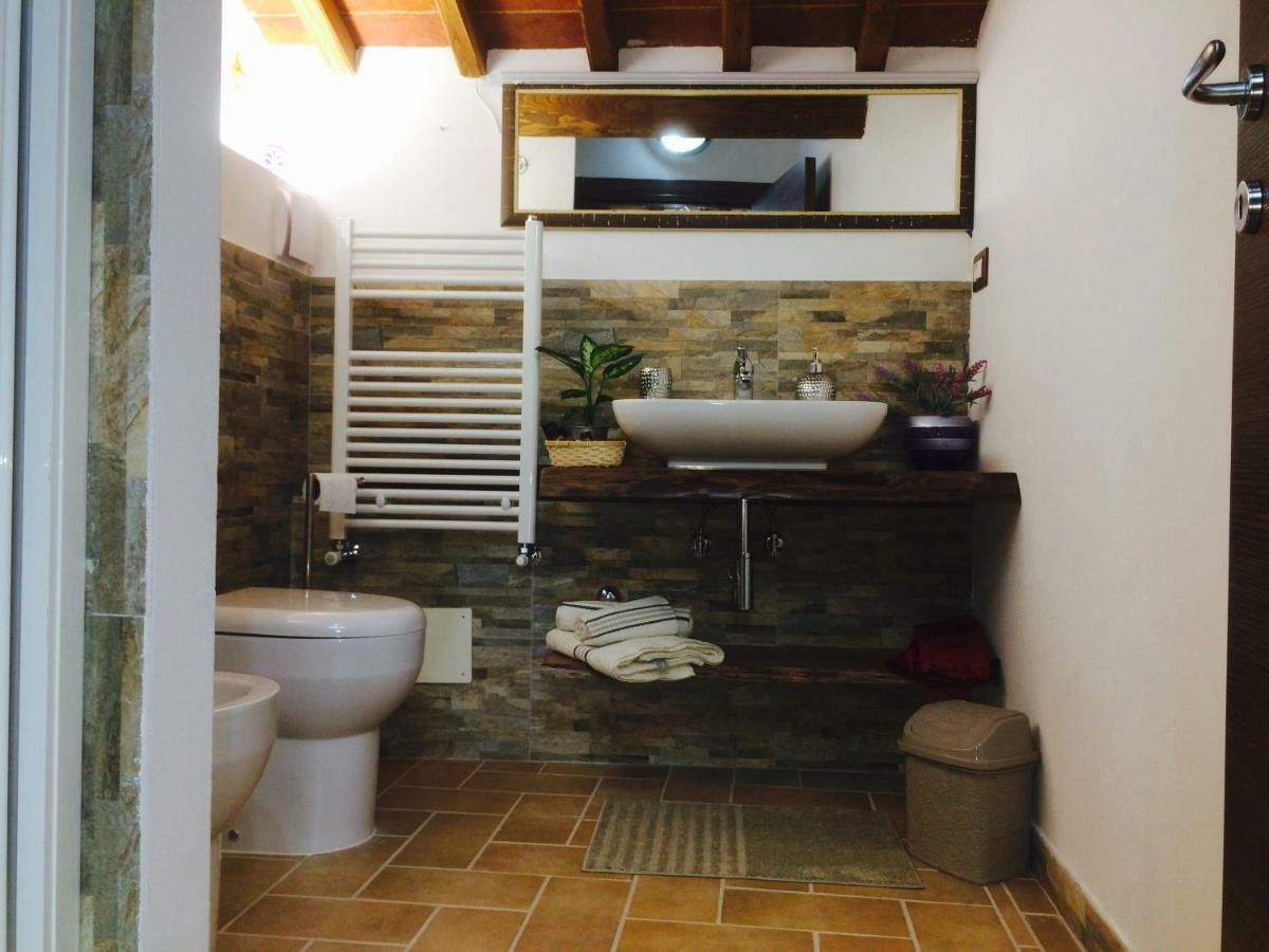 Mansarda Degli Ulivi Apartment Rigomagno Luaran gambar